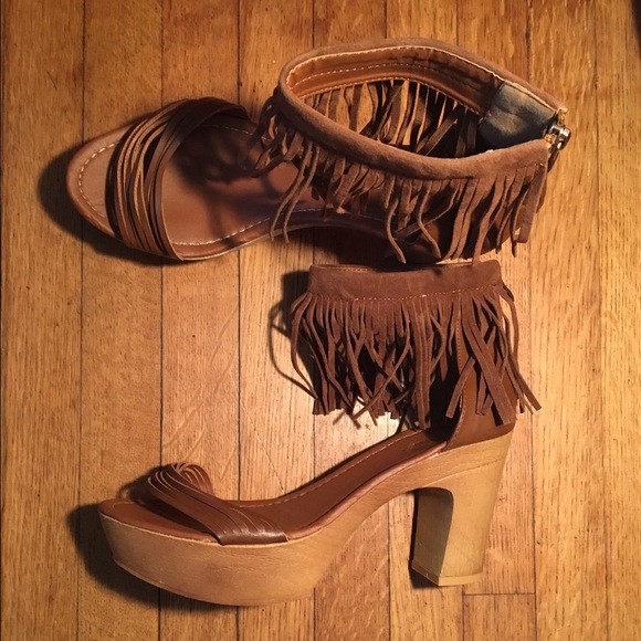 Fringe heels - Picture 4 of 4