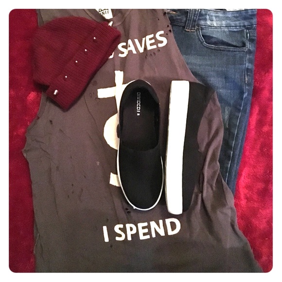 NWOT H&M Slip on sneakers