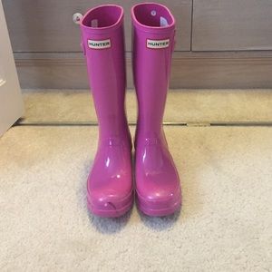Lipstick pink Hunter boots $50 TONIGHT ONLY