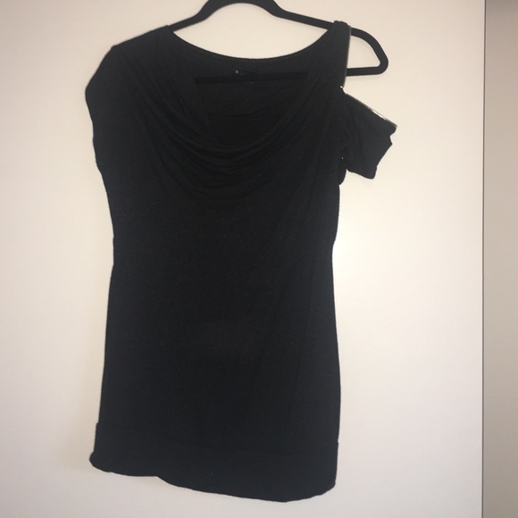 Forever 21 one off shoulder shirt - Picture 2 of 4