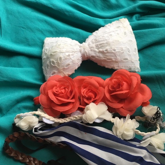 Five headbands - Picture 3 of 4