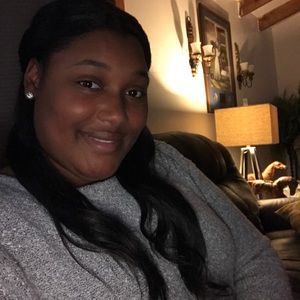 Meet your Posher, Malika