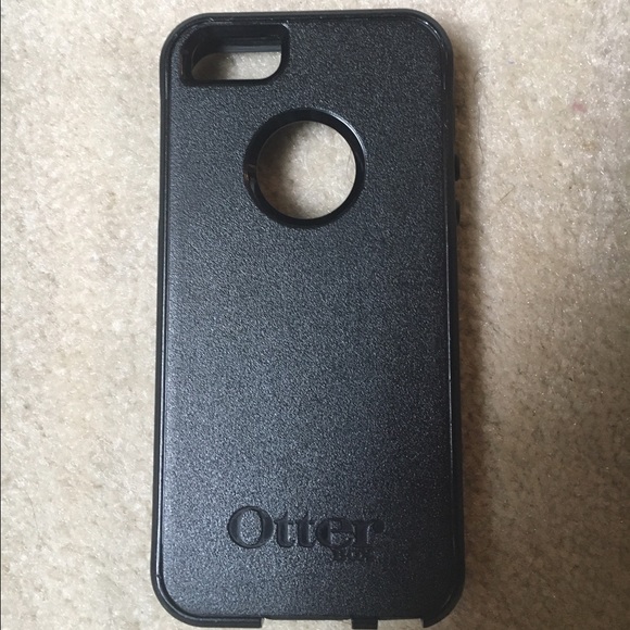 All black otterbox iPhone 5 case