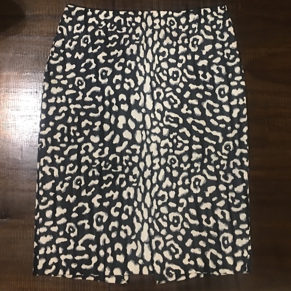 White House black market leopard pencil skirt