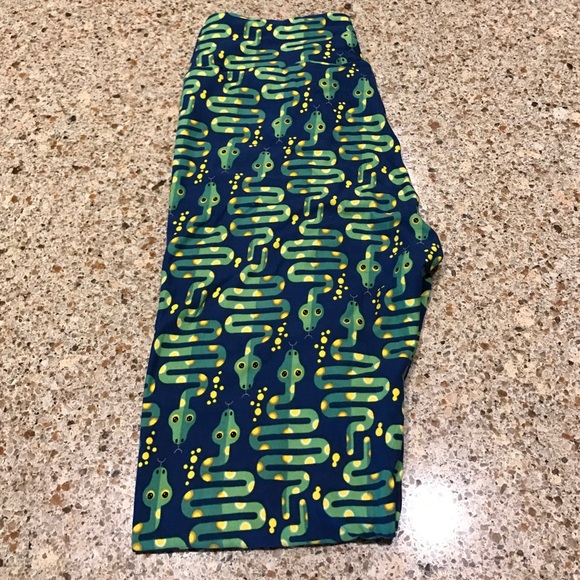 LulaRoe Brand New OS Snake Leggings