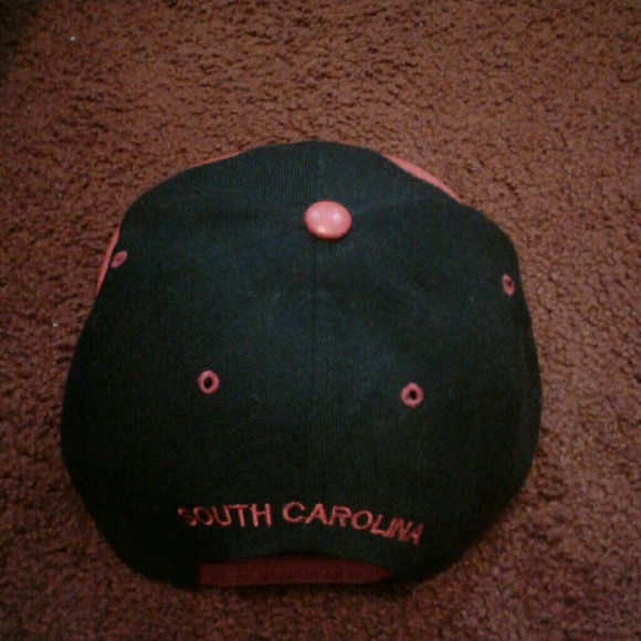 Hat - Picture 2 of 3