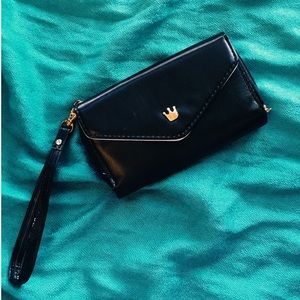 Black Crown Wristlet/Wallet