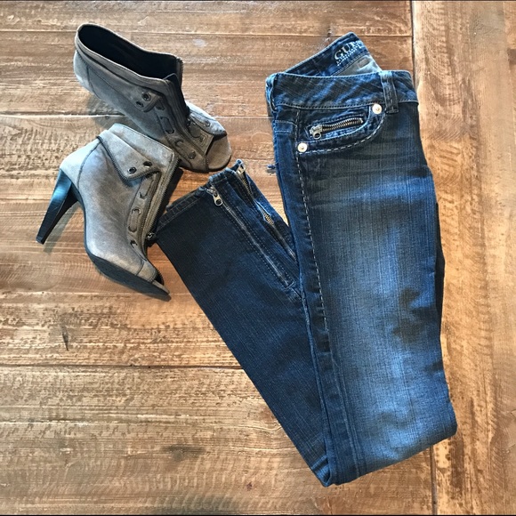 Guess Zipper Detail Jeans