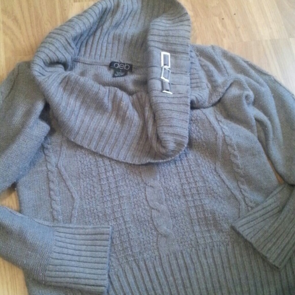 Grey scoop neck sweater