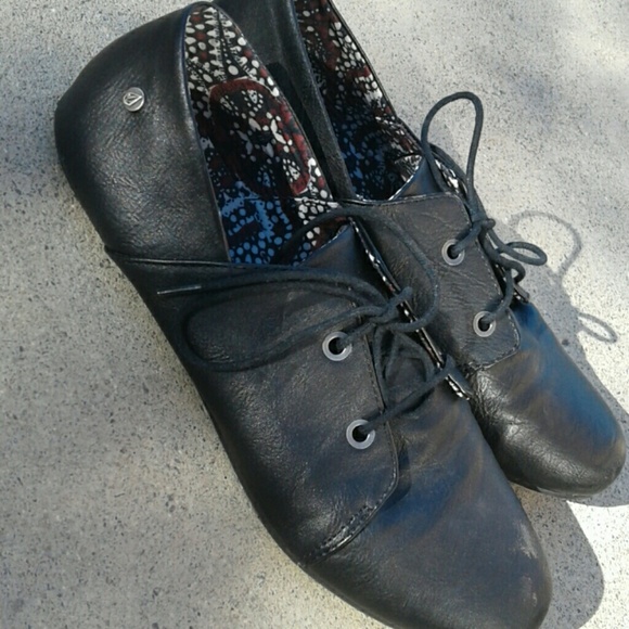 VOLCOM Flat shoes