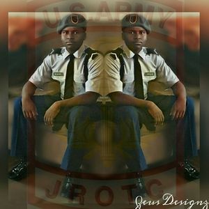 Meet your Posher, Nicholas