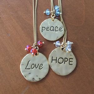 TRADE HOLD ... nthropologie layering necklace