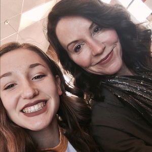 Meet your Posher, Danica