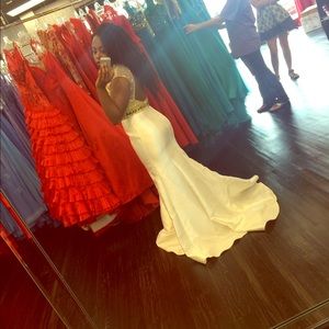 White and Gold Stunning Prom Dress💕