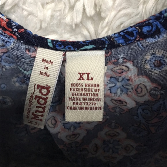 Navy blue bohemian patterned crop top - Picture 2 of 4