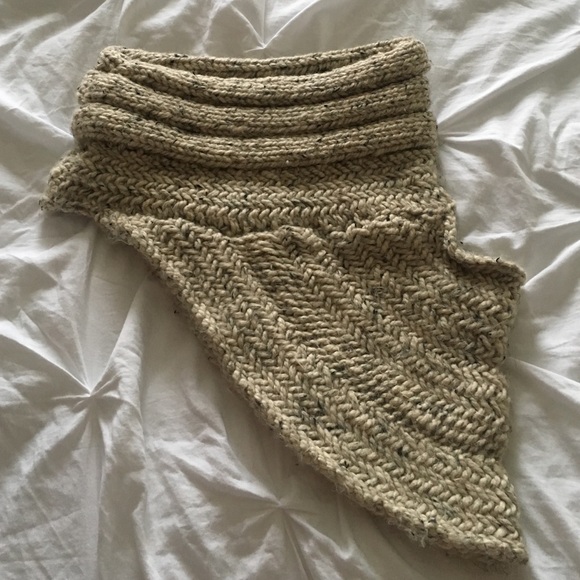 Cowl Hunter Vest - hunger Games Katniss - Picture 2 of 2