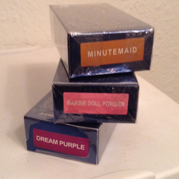 New in box Kailijijumei Magic lipstick - Picture 4 of 4