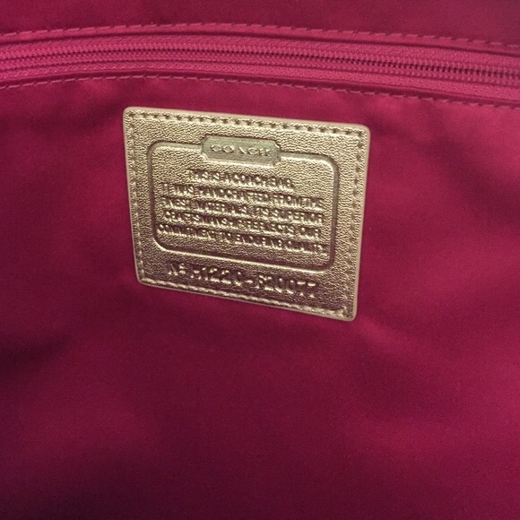 Coach Signature Daisy Poppy Backpack (used once) - Picture 3 of 4
