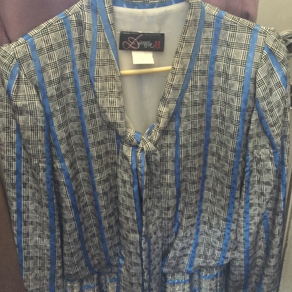 $5! 🚫Must Bundle (3) $5 items to get deal!🚫VTG! Blue Plaid Dress! - Picture 2 of 2