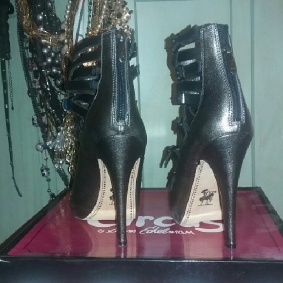 Heels - Picture 2 of 2
