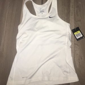 NWT Nike DriFit Tank with Built in Bra • Small