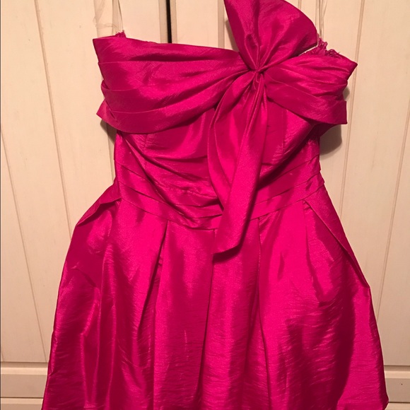 Strapless hot pink frees NWT