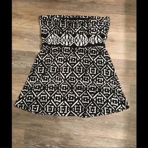 White House Black Market Strapless Top