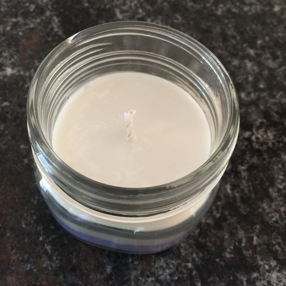 High quality Scented Candles. Assorted fragrances - Picture 2 of 3