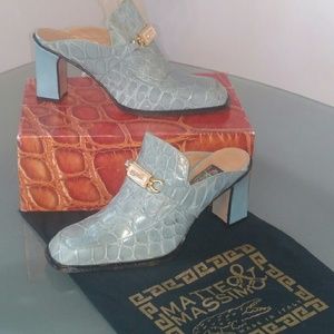 Women Vintage Alligator Mules