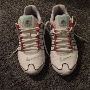 Woman's Nike shoes