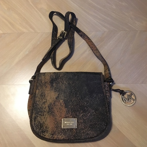Michael Kors Messenger Bag