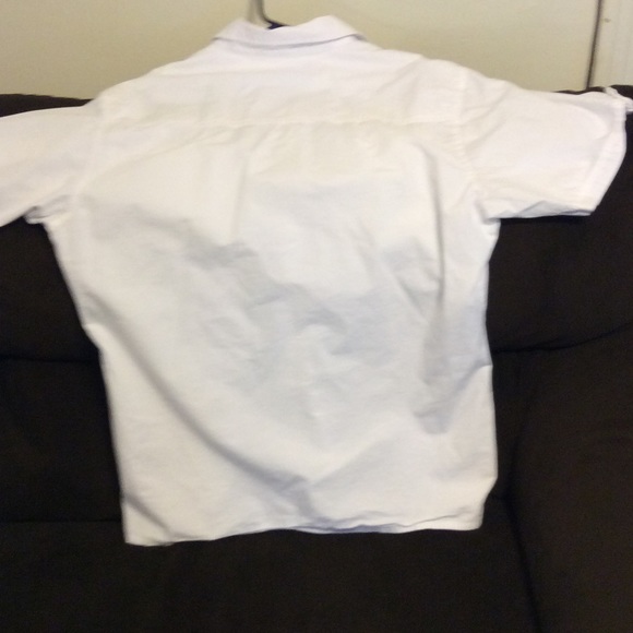 Button down shirt - Picture 2 of 4