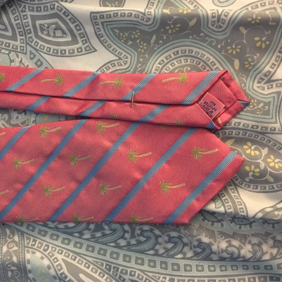 Vineyard Vines Martha's Vineyard tie