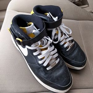 Nike Air Force One's Plenty of Life