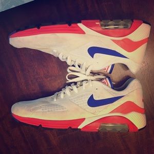 Nike lunar 180's RARE. Size 11