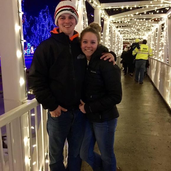 Meet your Posher, Danielle - Picture 1 of 1