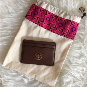 Tory Burch Robinson Slim Card Case