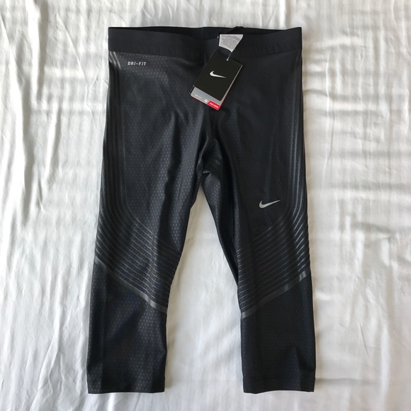 Nike Power Speed Capri Leggings - Picture 3 of 4