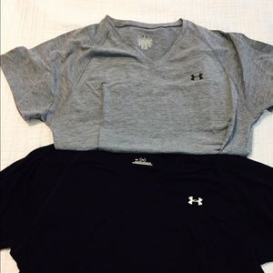 2 Under Armour shirts - SIZE M