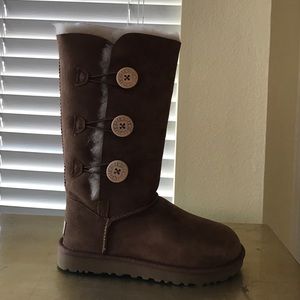 UGG Bailey Button Triplet