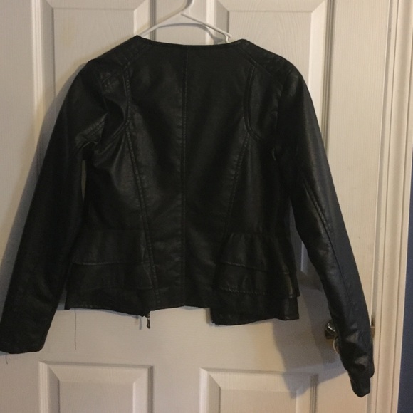 Leather jacket - Picture 2 of 2