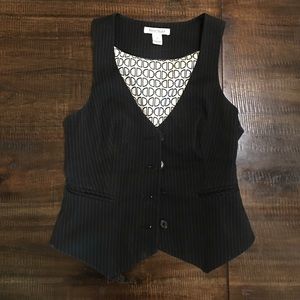 White House black market vest