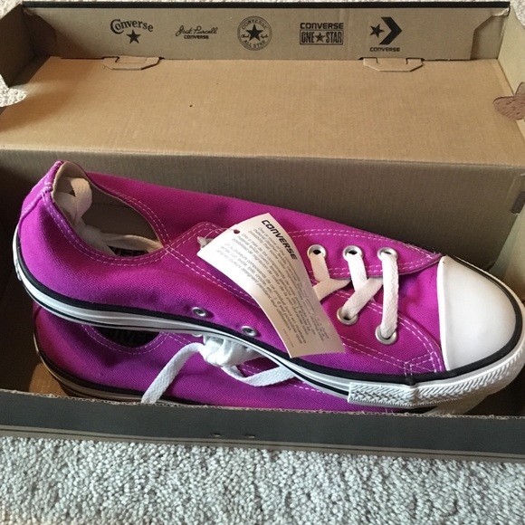 Purple/ pink converse Allstar