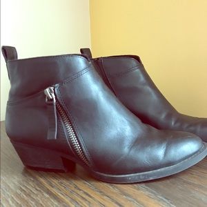 Black Nine West Booties