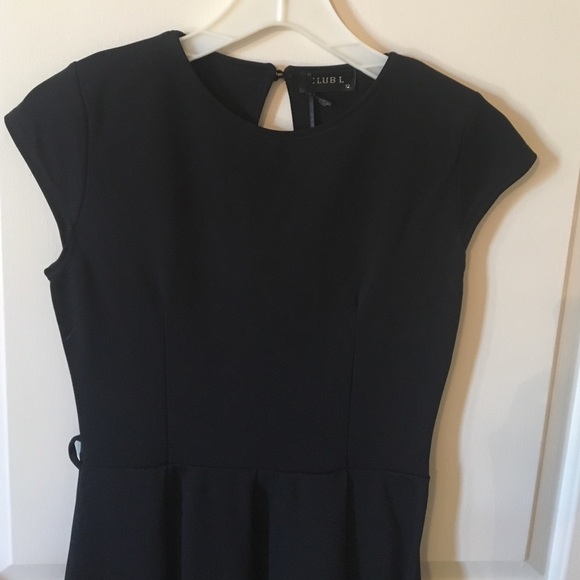 The PERFECT LBD! - Picture 2 of 4