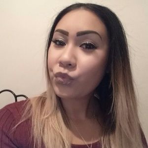 Meet your Posher, Carmen