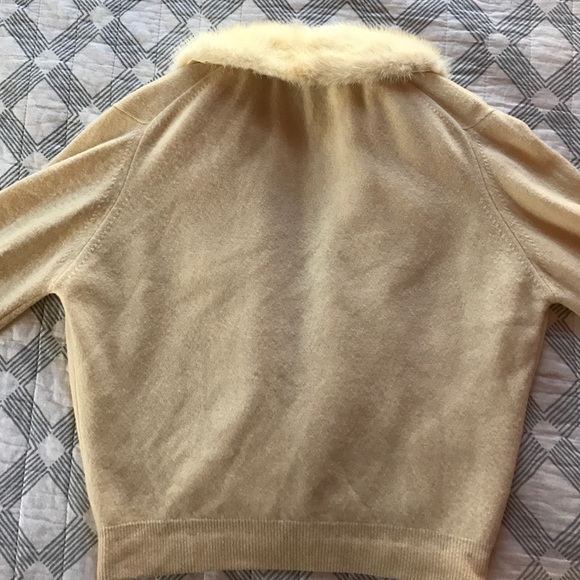 BUNDLE FOR HEATHER.Beautiful vintage sweater - Picture 4 of 4