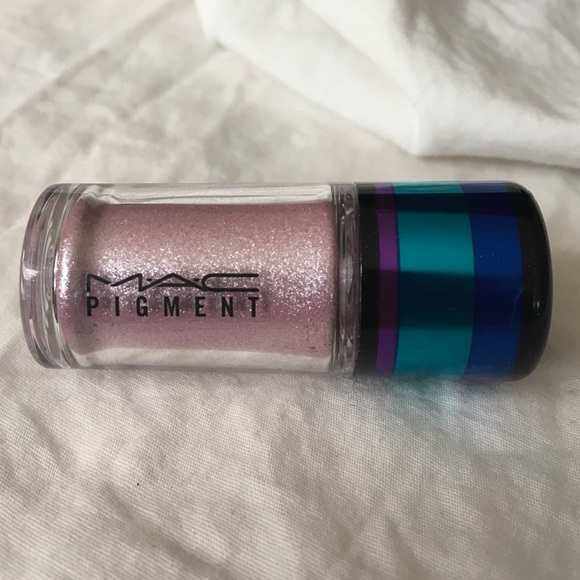 NWOT MAC pink shimmer pigment