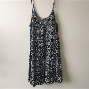 Black and white patterned tank top dress