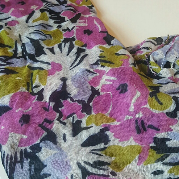 Spring Scarf - Picture 4 of 4